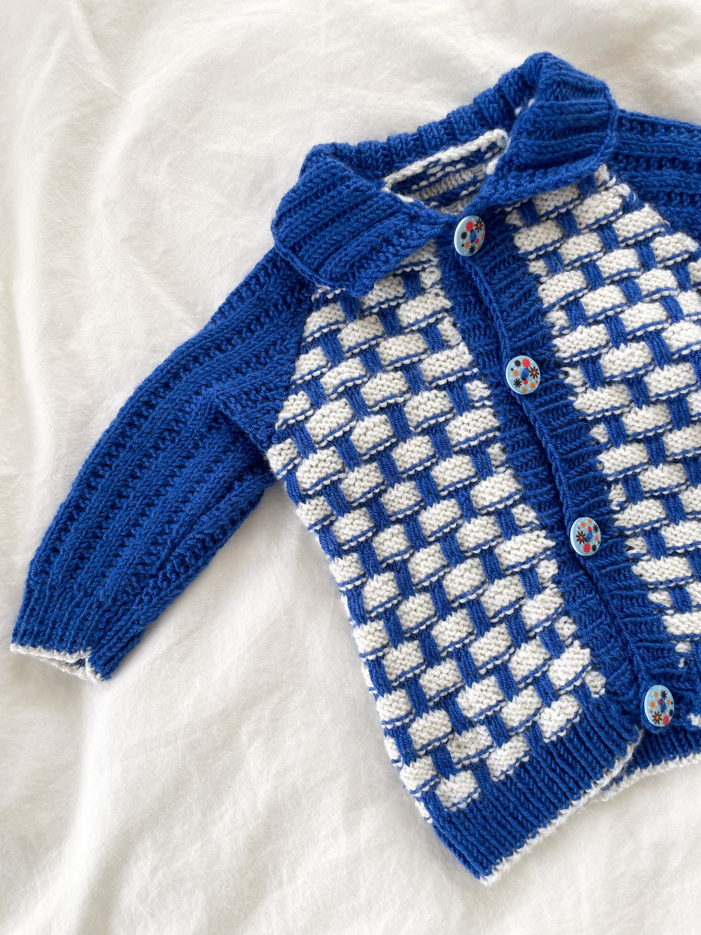 Håndstrikket cardigan med krave, uld str. 62