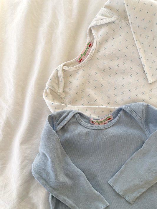 Bonpoint bluse med blåt mønster str. 12 mdr