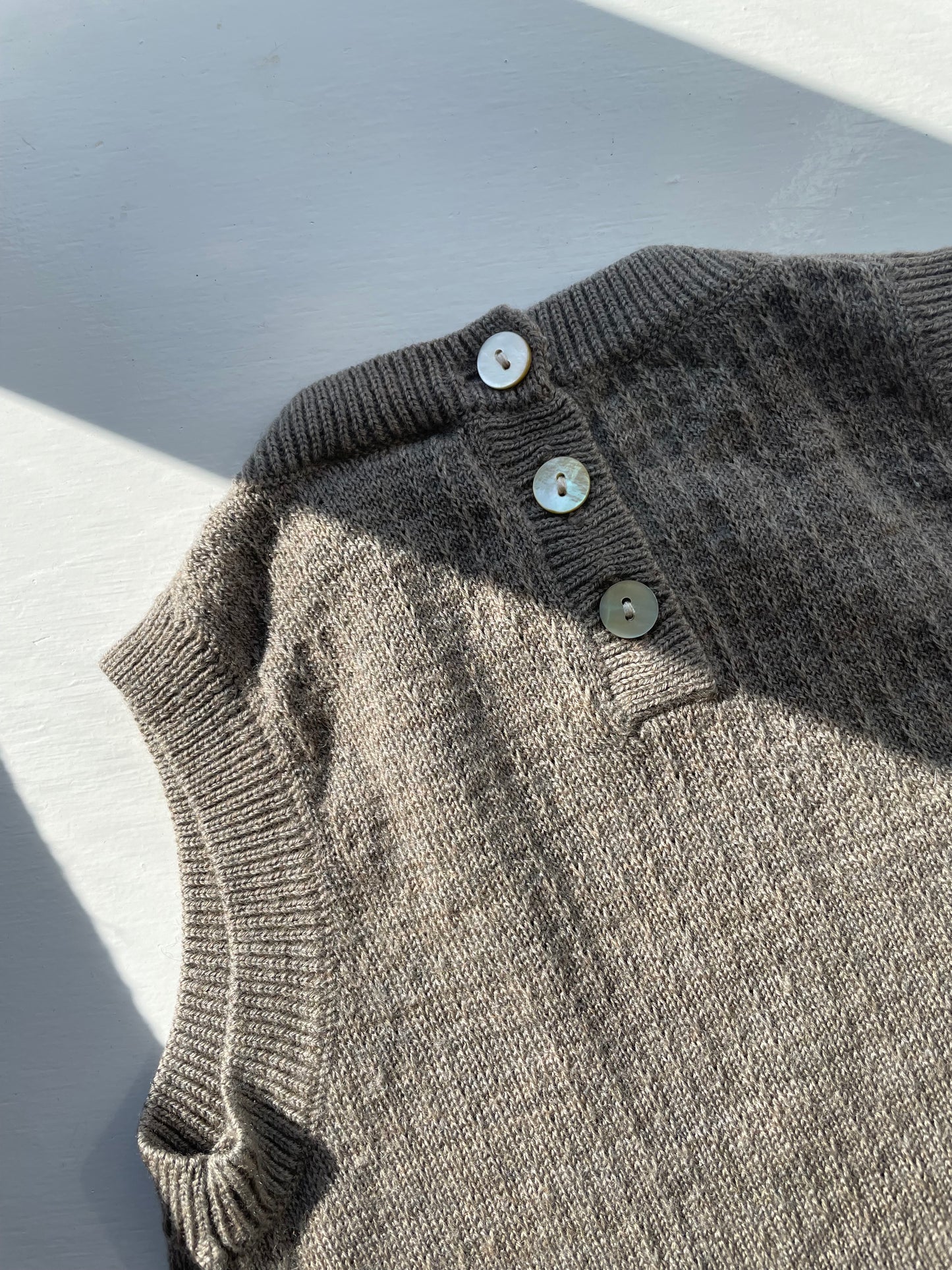 FUB baby vest i Merino 86