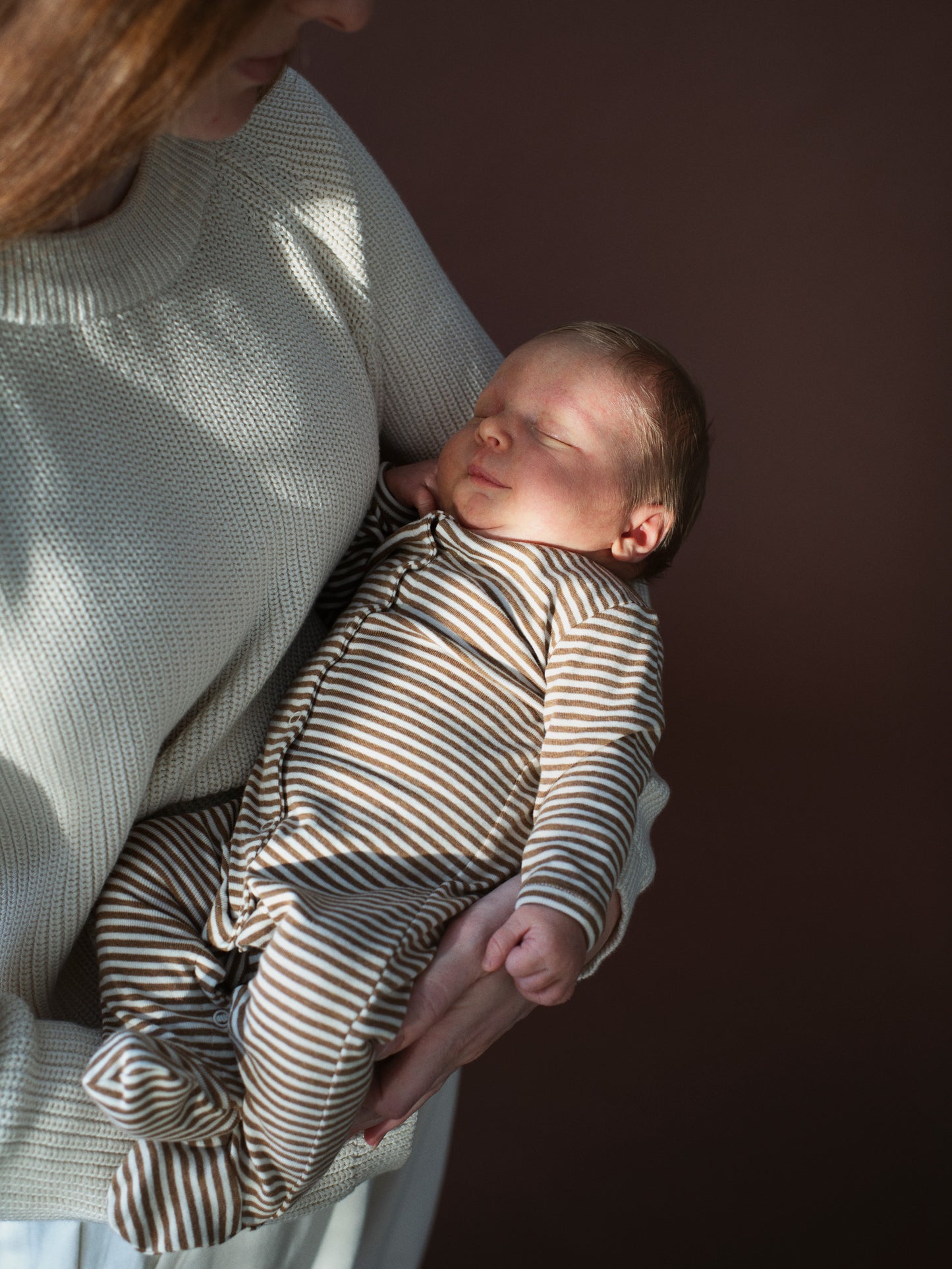 Serendipity Newborn heldragt, Almond/Ecru