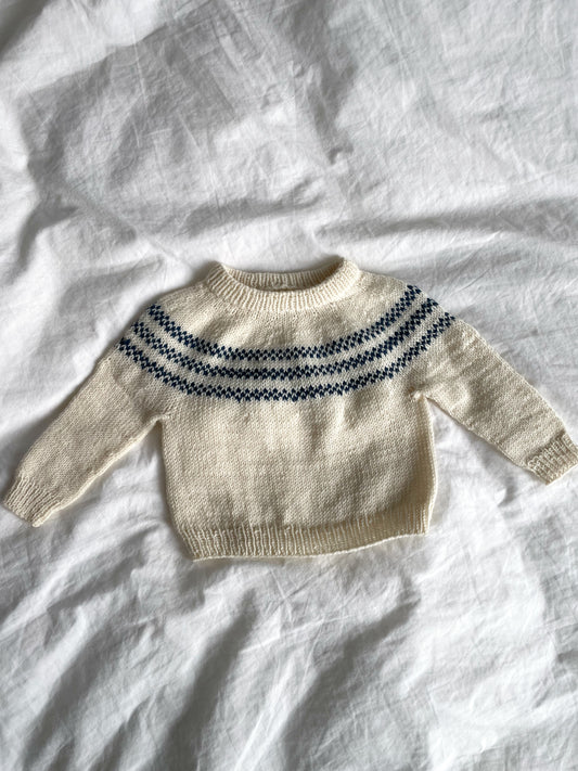 Håndstrikket bluse i Merino til nyfødt