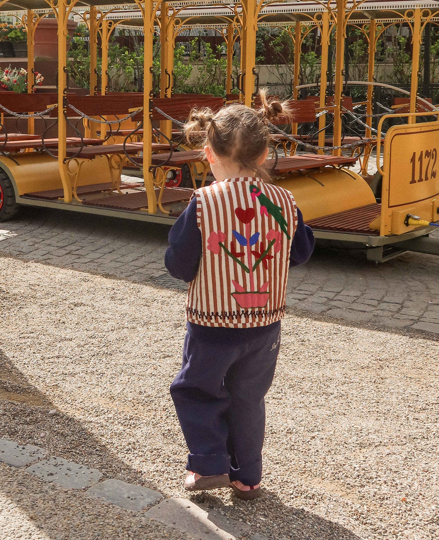Sissel Mini Vilja MINI vest - Brown Stripes