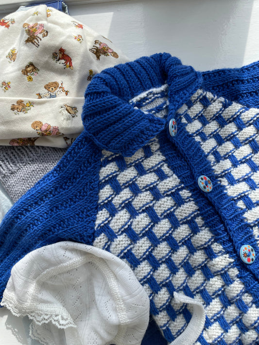 Håndstrikket cardigan med krave, uld str. 62