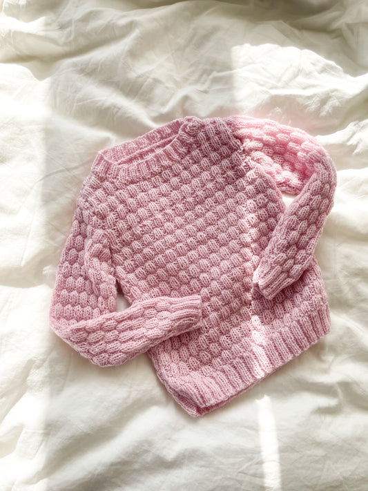 Håndstrikket lyserød sweater, uld str. 2 år