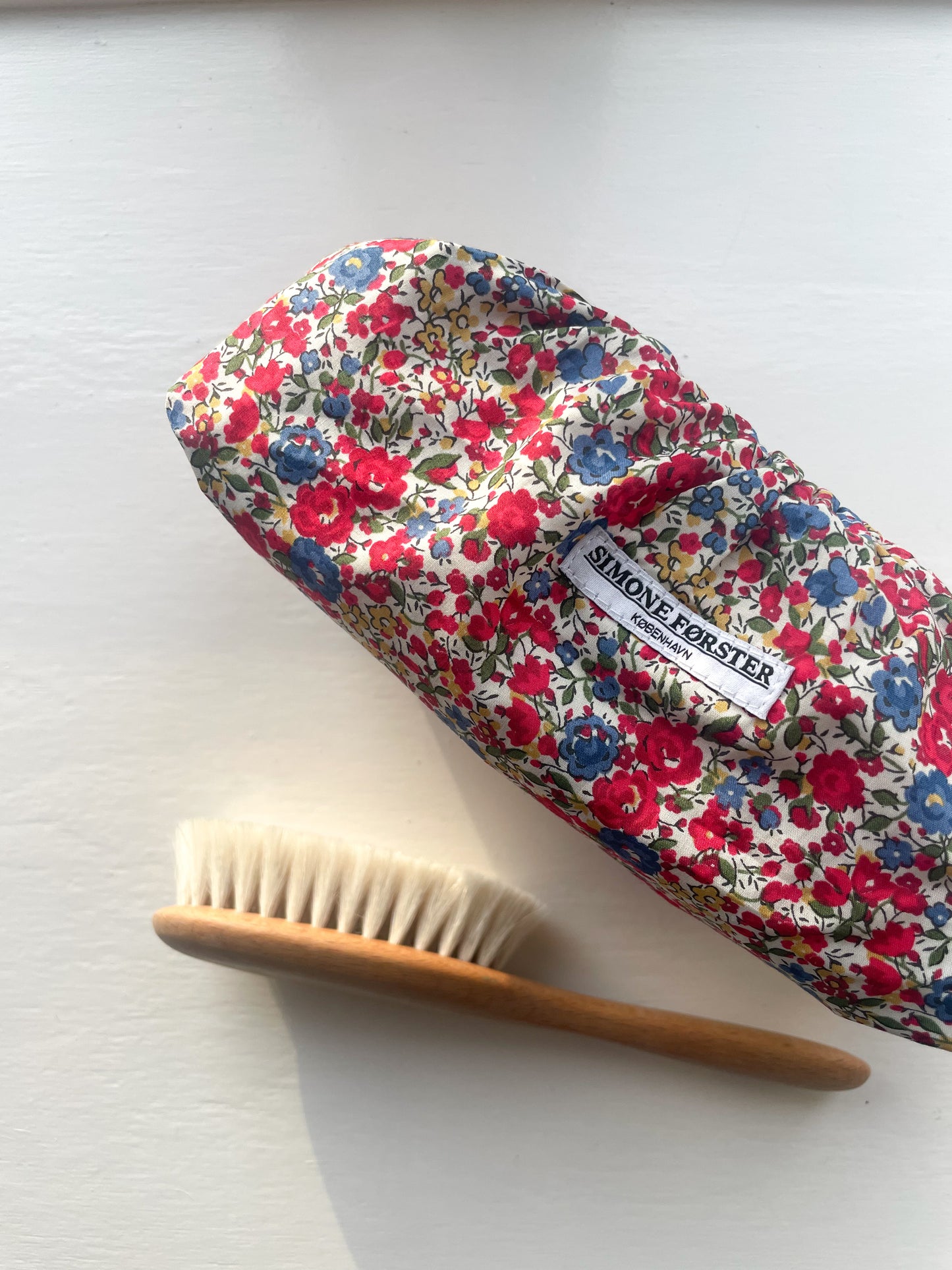 SIMONE FØRSTER Liberty Wetwipe cover - Emma and Georgina