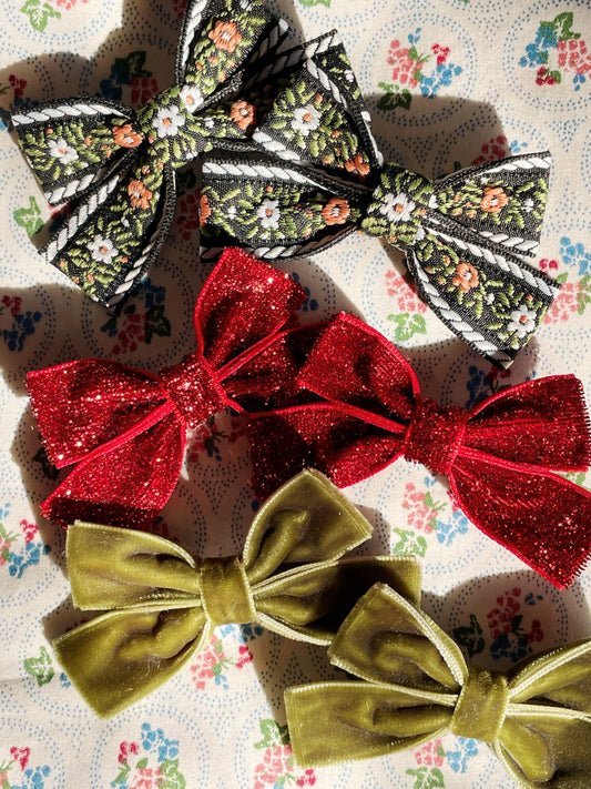 Konges Sløjd 6-pak Bow Hairclip - Red/Green