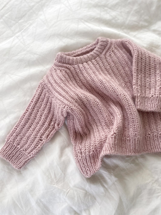 Håndstrikket rosa sweater i Alpaka & Mohair