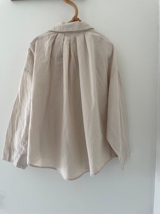 Zara beige skjorte med vidde