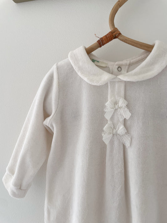 Benetton sparkedragt i velour str. 6 mdr