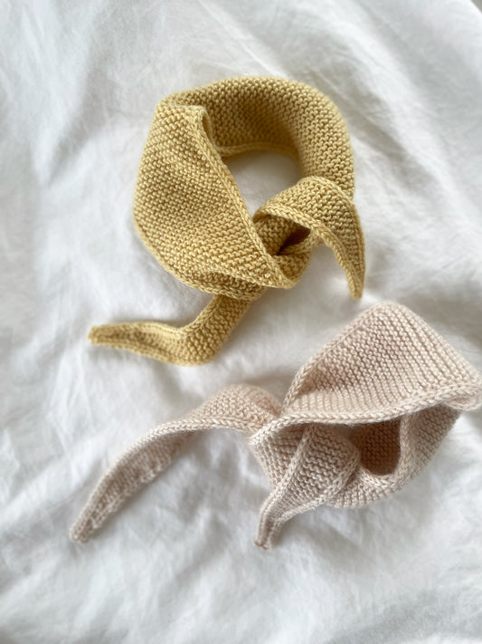 Håndstrikket Sophie scarf Mini - Gul