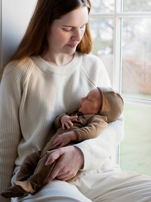 Serendipity Newborn bonnet, Almond