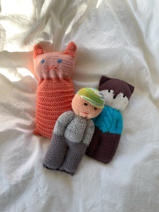 Håndstrikket figur - gris