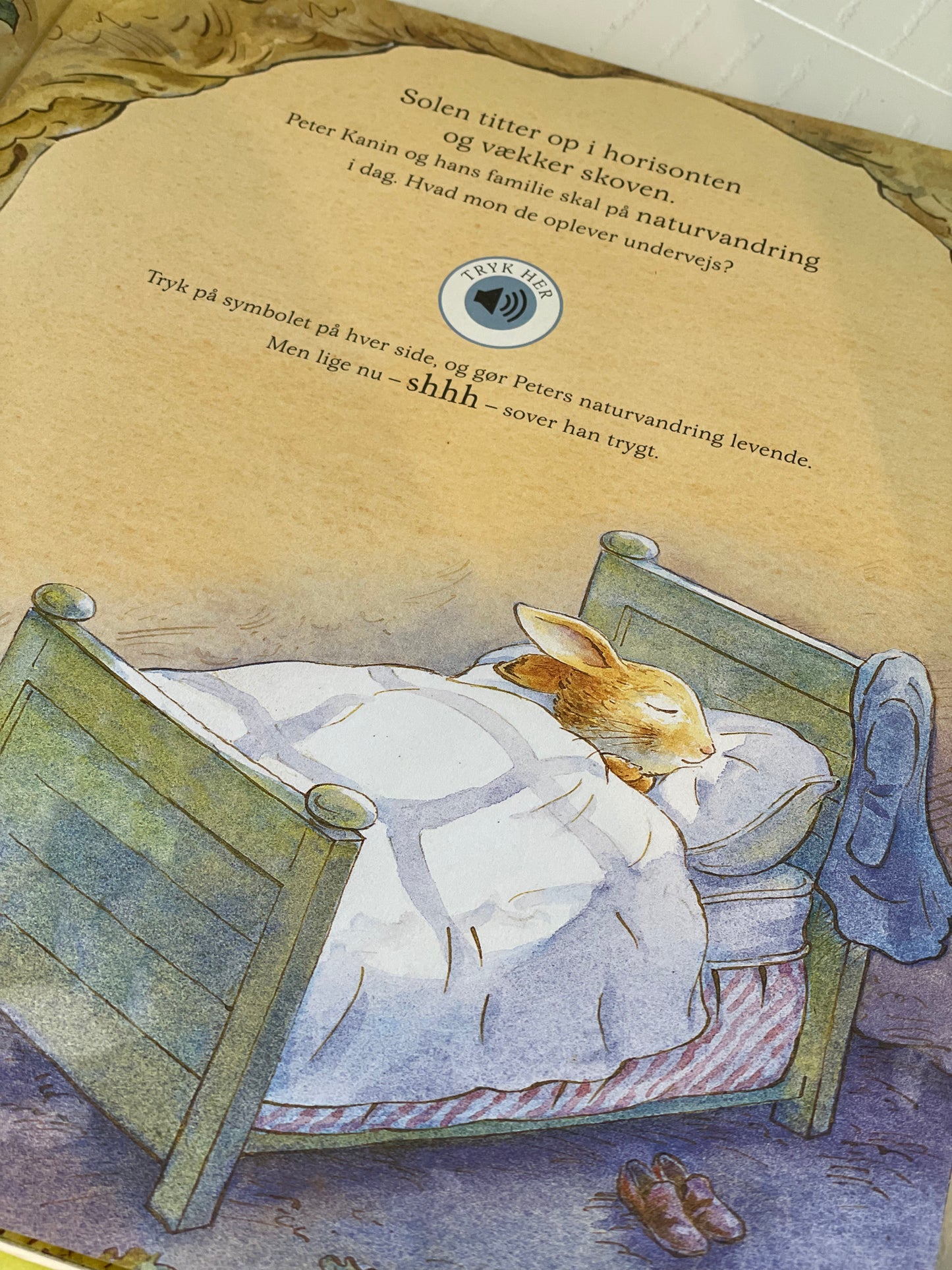 Peters dag i naturen (med lyd) - af Beatrix Potter