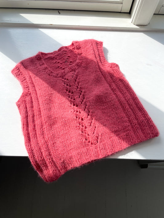Håndstrikket ultrablød vest