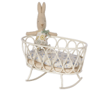 Maileg Miniature Vugge med sovepose - Råhvid