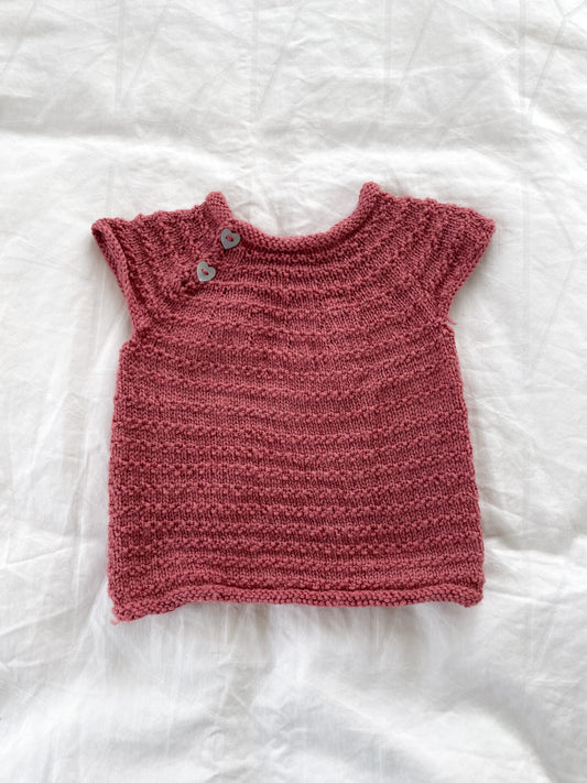 Håndstrikket rosa vest i Merino