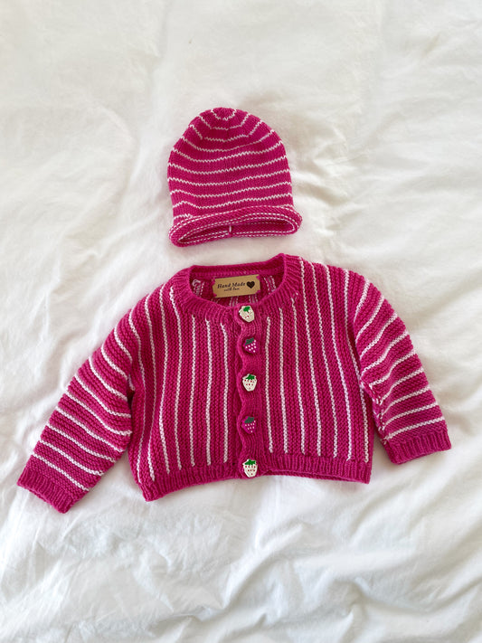 Håndstrikket cardigan & hue str. 0-2 mdr