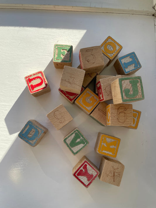 Vintage træklodser med bogstaver 25 stk