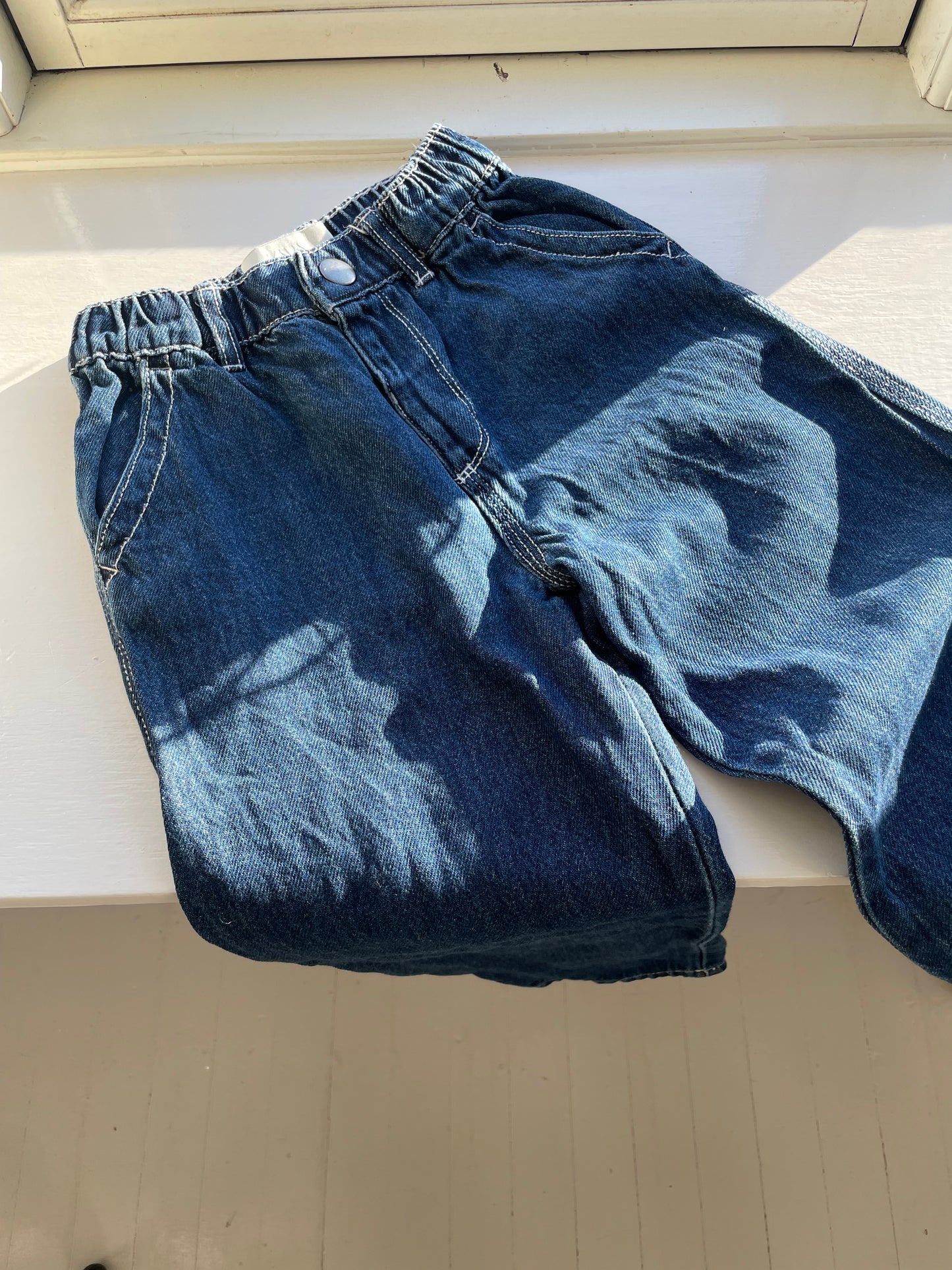 Zara mørkeblå jeans str. 6 år