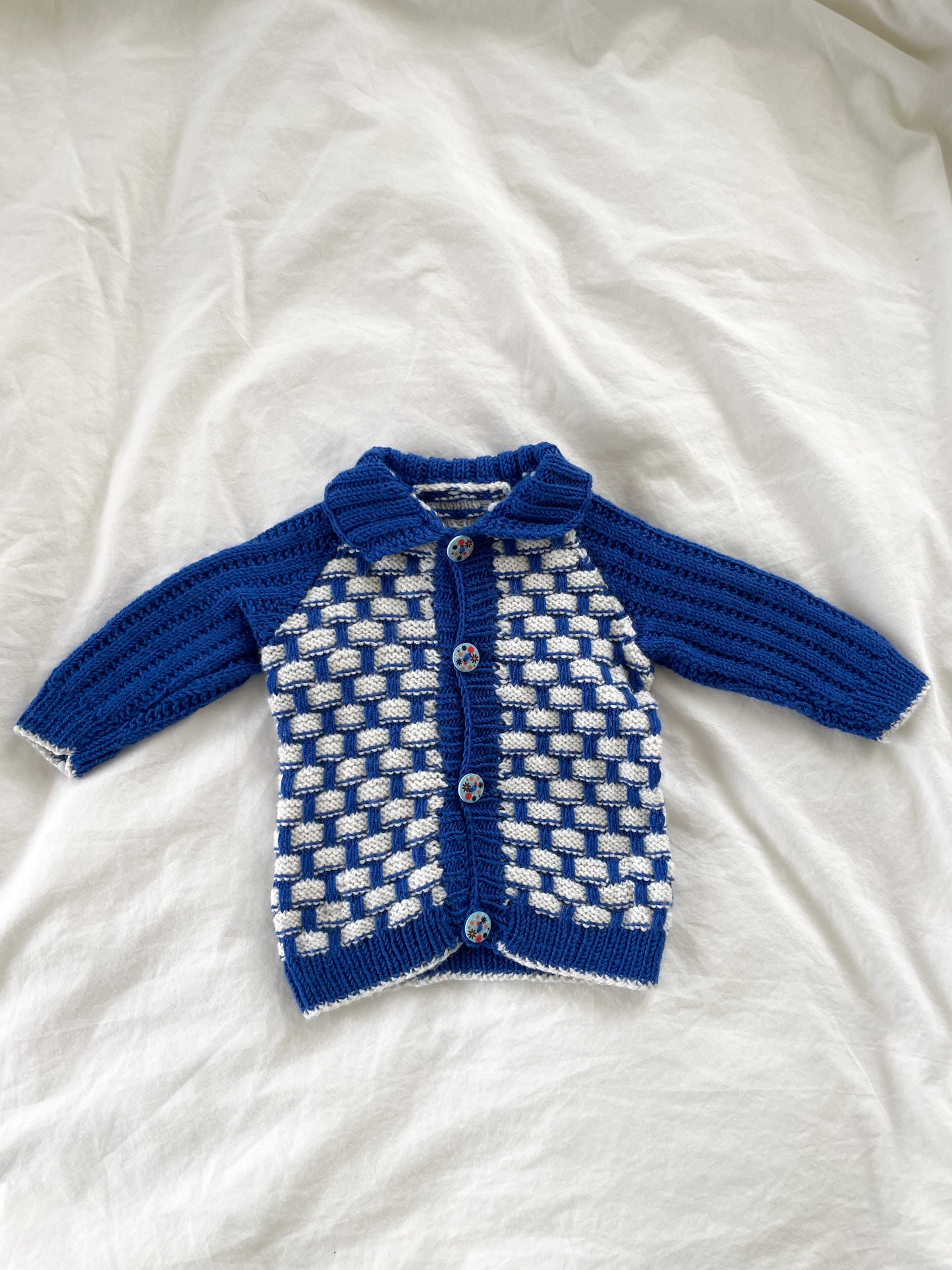Håndstrikket cardigan med krave, uld str. 62