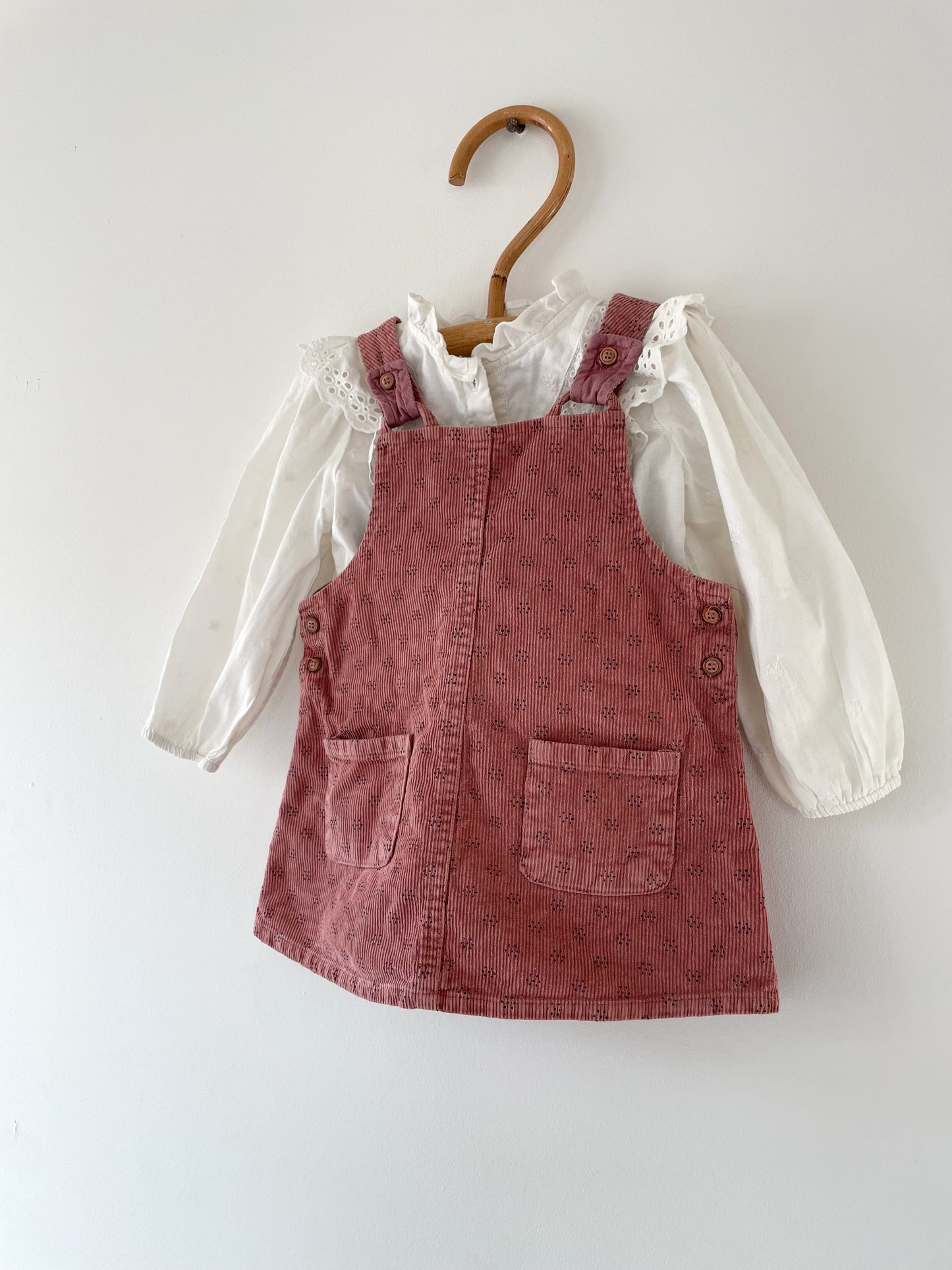 Zara hvid skjortebluse str. 9-12 mdr