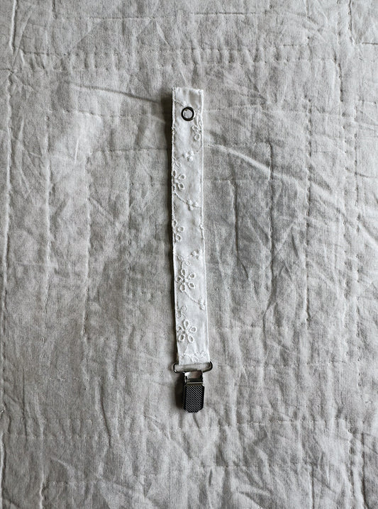 Lalaby Suttesnor - Broderi Anglaise