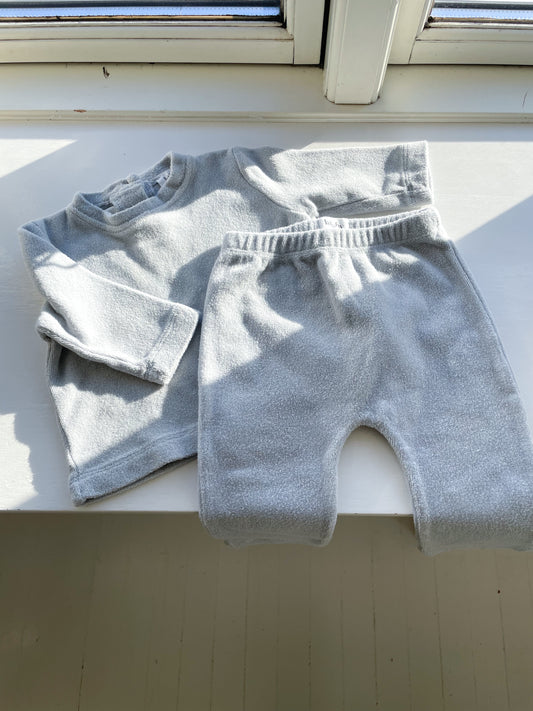 Lalaby Terry sæt - Barely Blue 6 mdr