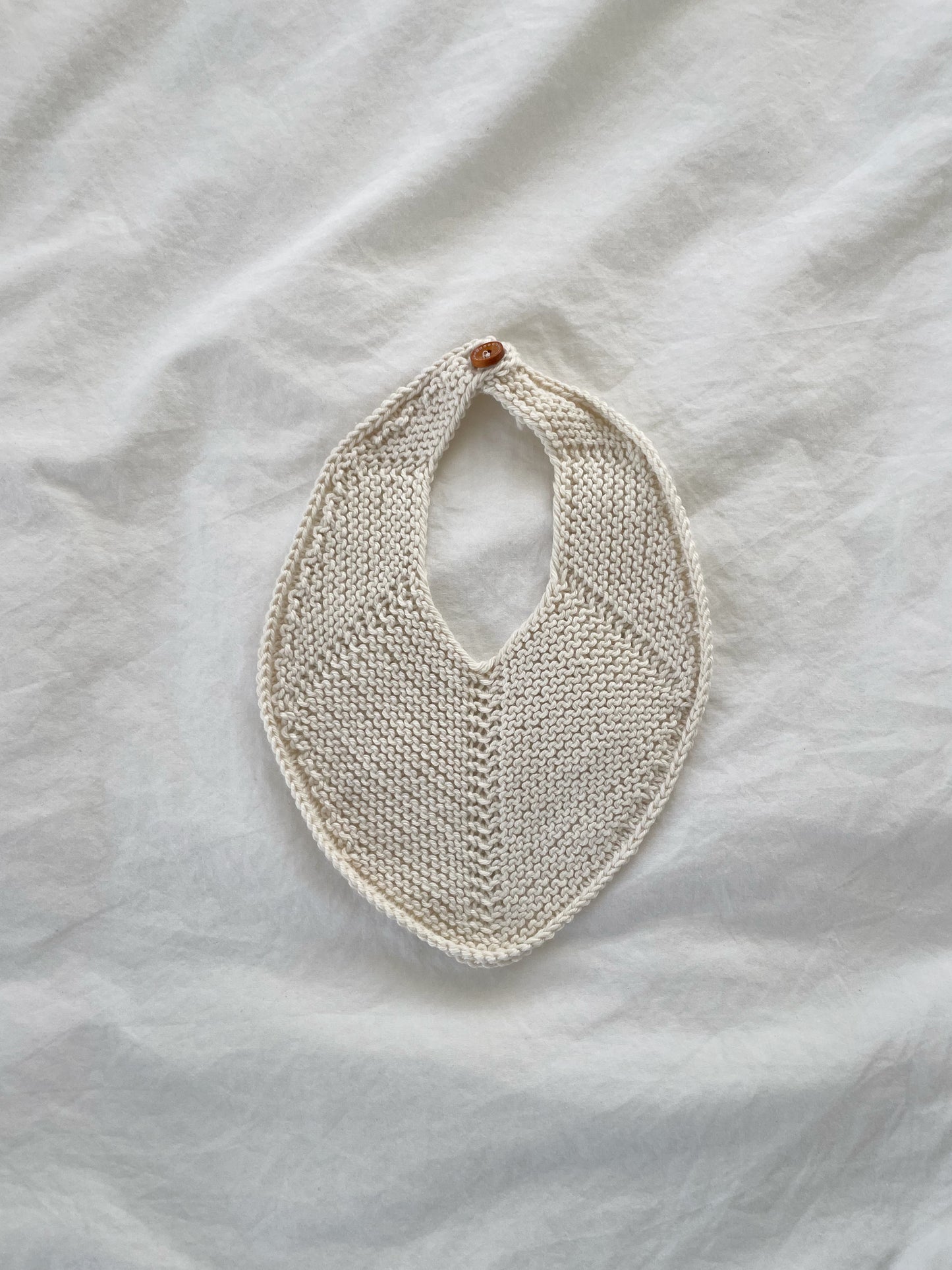 Håndstrikket råhvid savlesmæk