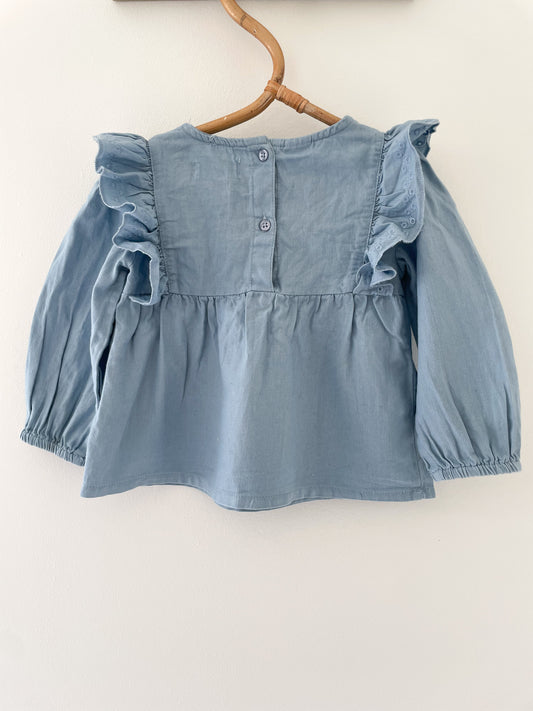 Mango blå skjortebluse med flæser