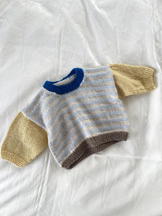 Håndstrikket bluse i uld str. 0-3 mdr