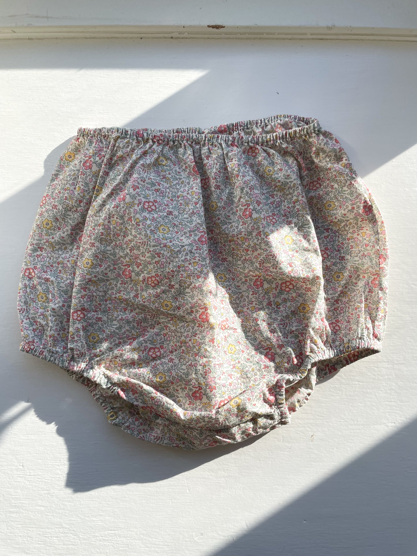 BONTON bloomers i Liberty str. 12 mdr