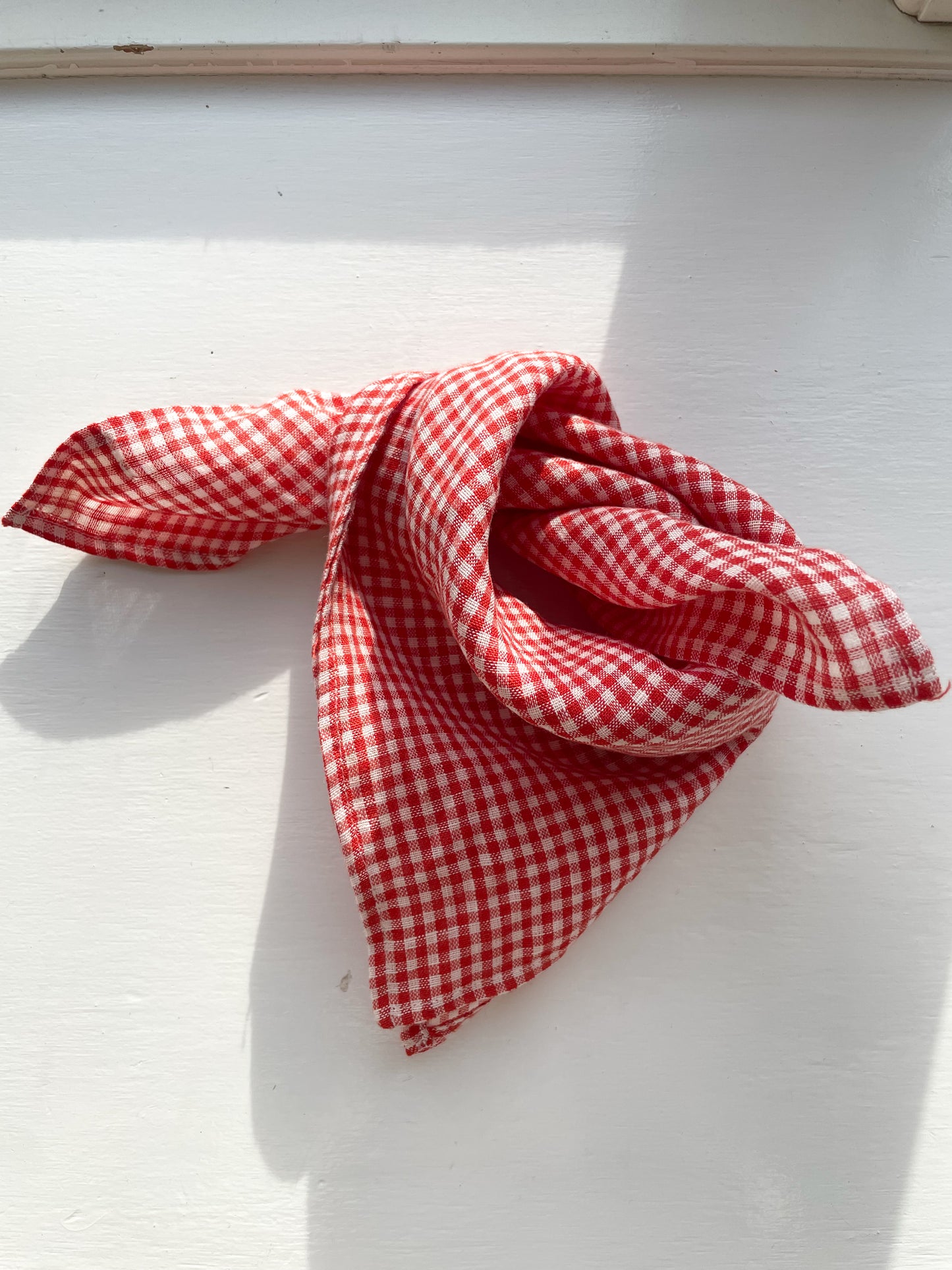 Lalaby Eddie tørklæde i hør - Red Check