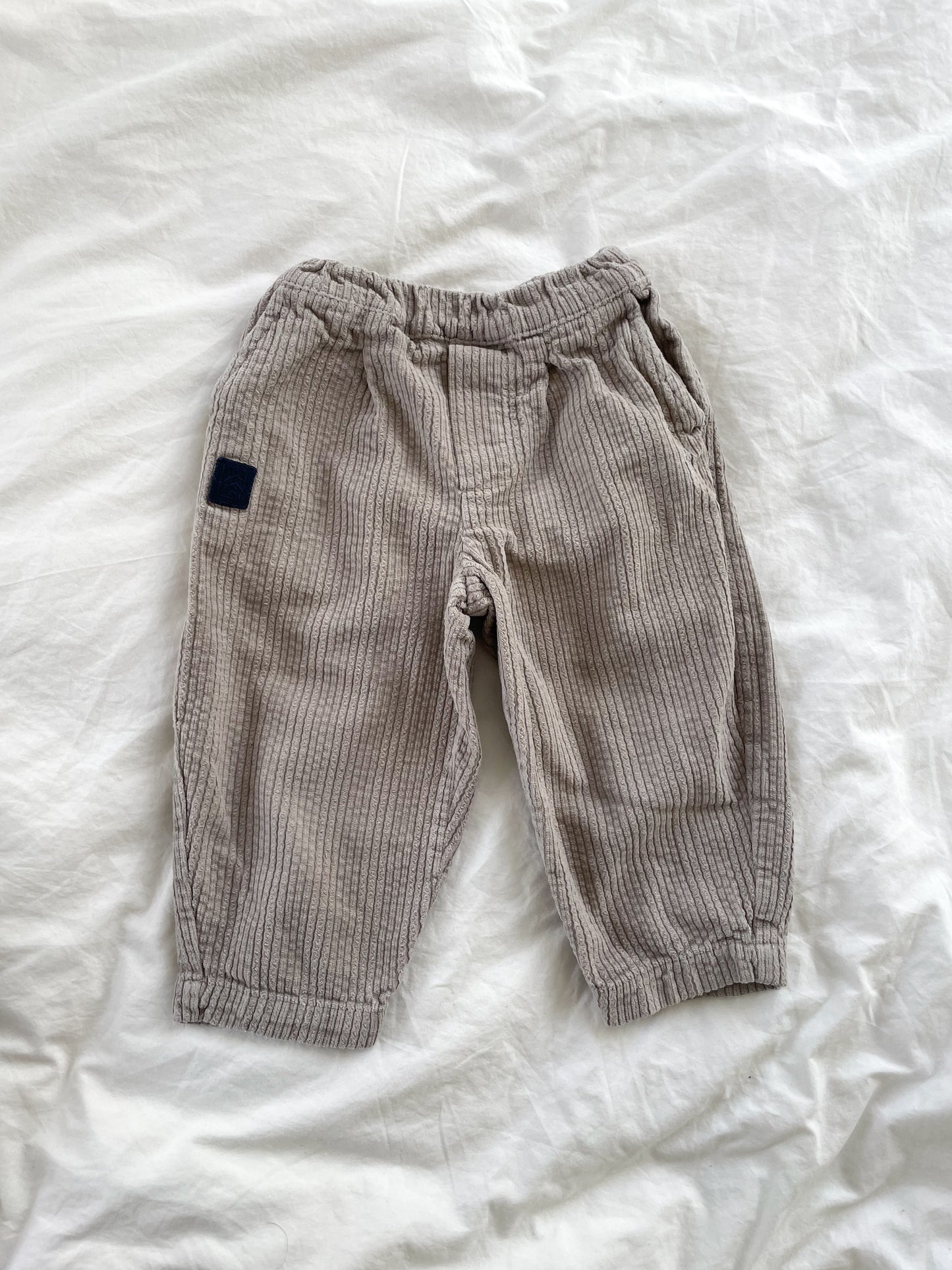 Liewood bukser i fløjl str. 2 år