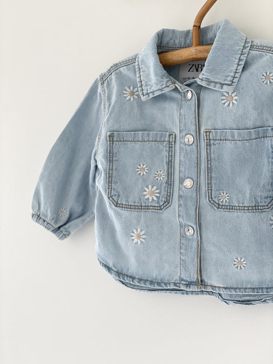 Zara denim skjorte med margueritter