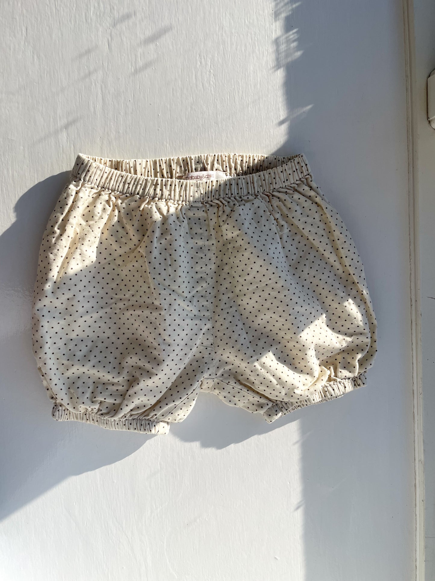 Caramel prikkede bloomers str. 6 mdr