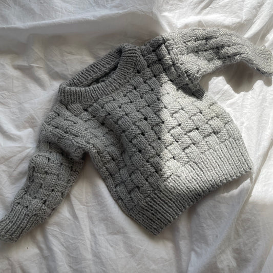 Håndstrikket sweater med flet, Merino str. 9 mdr
