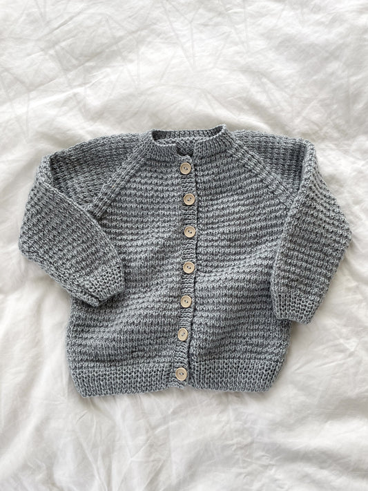 Håndstrikket cardigan i uld