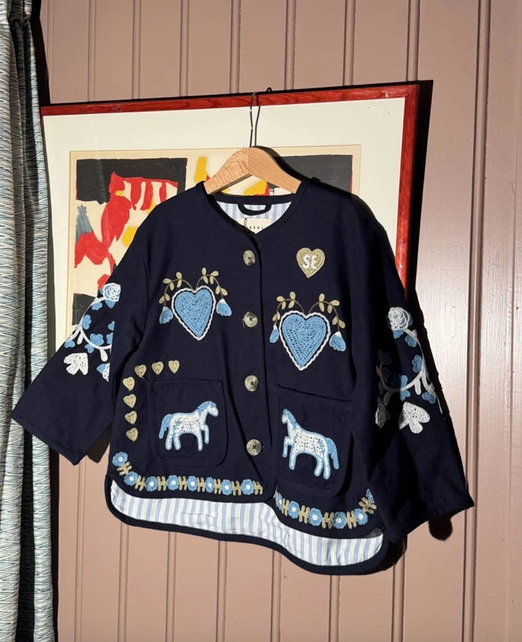 MAGGIE MINI JAKKE - NAVY HORSES