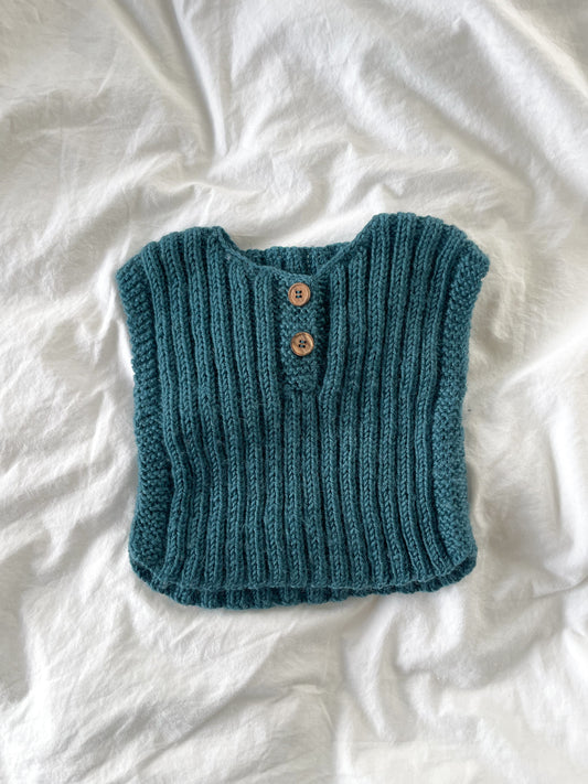 Håndstrikket vest i uld str. 3-6 mdr