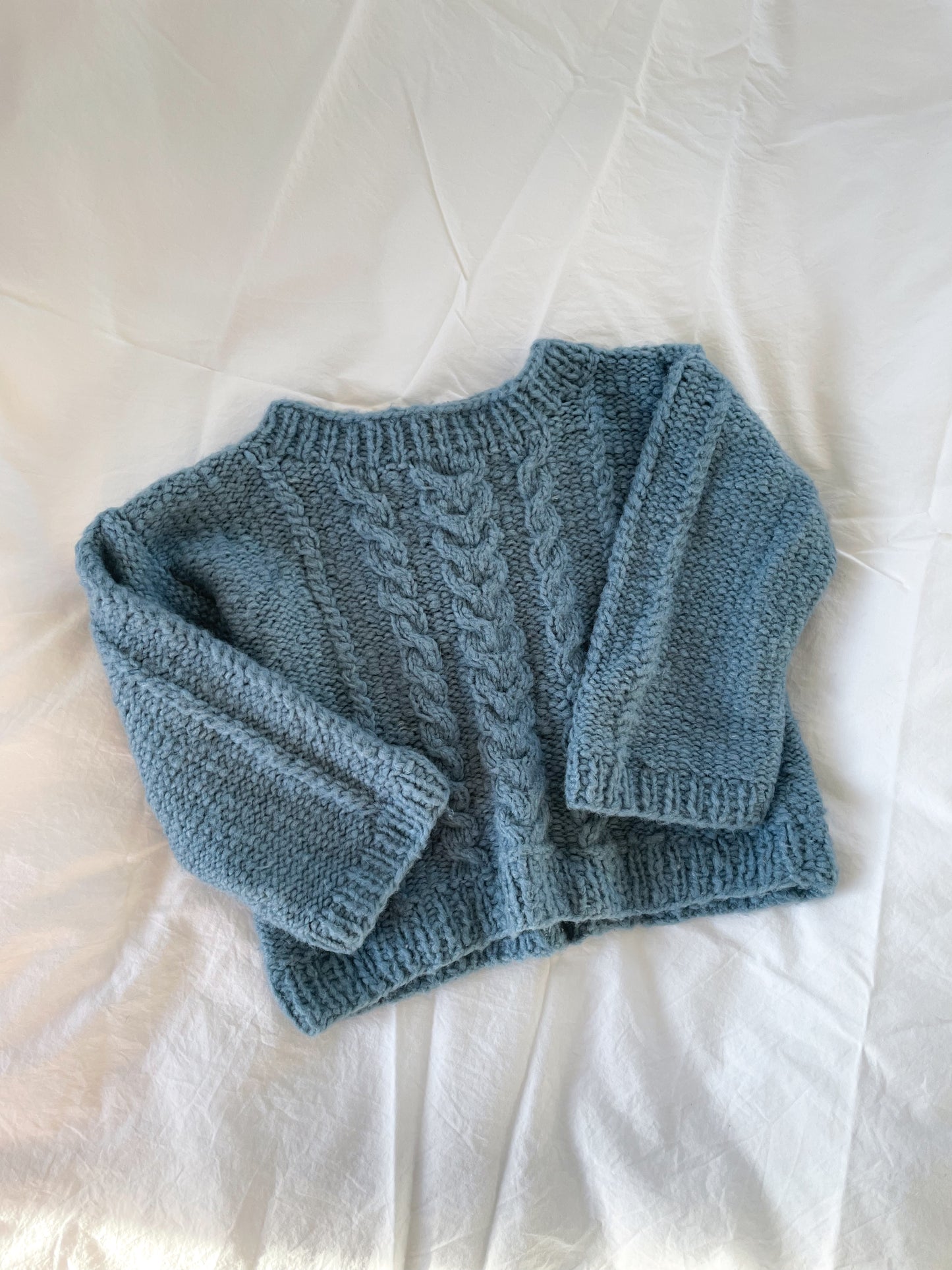 Håndstrikket ultrablød sweater str. 92