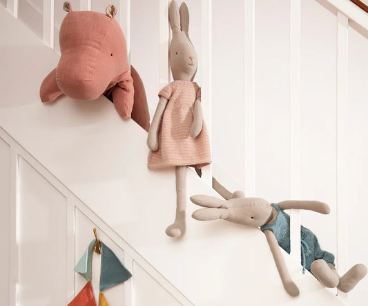 Maileg Hare med overalls - str. 4