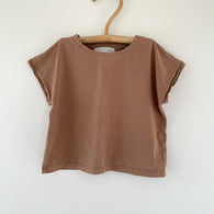 KINDLY the label cropped T-shirt str. 9-10 år